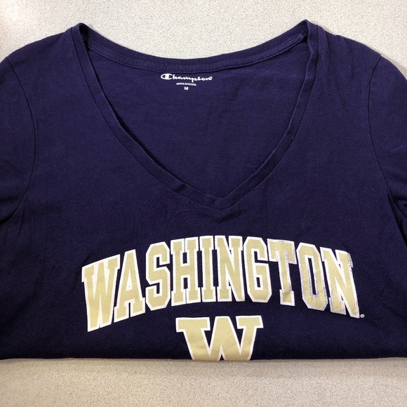 University of Washington V-Neck - Size Medium - Picture 1 of 5